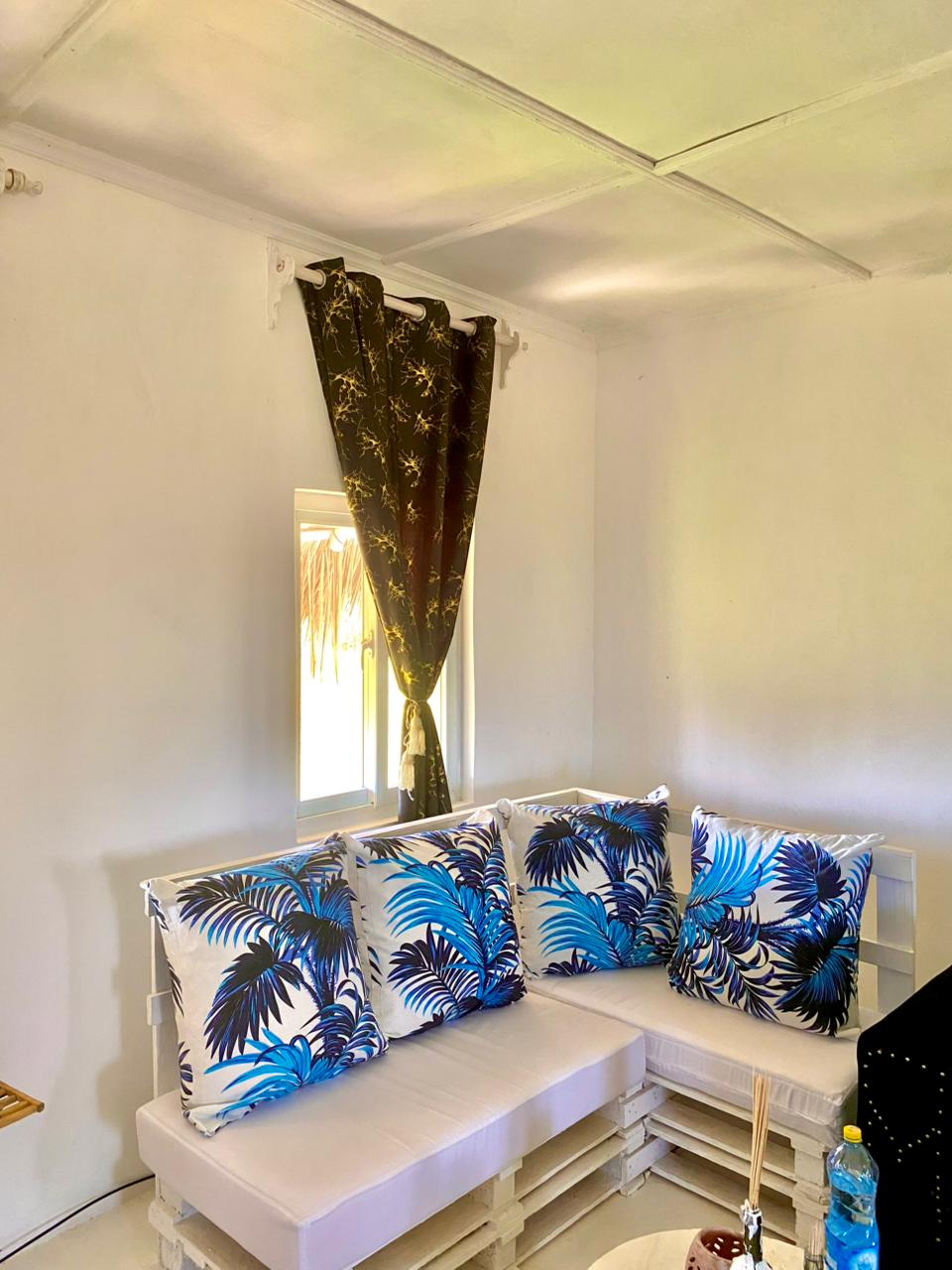 Jacaranda Apartment | Papa 3